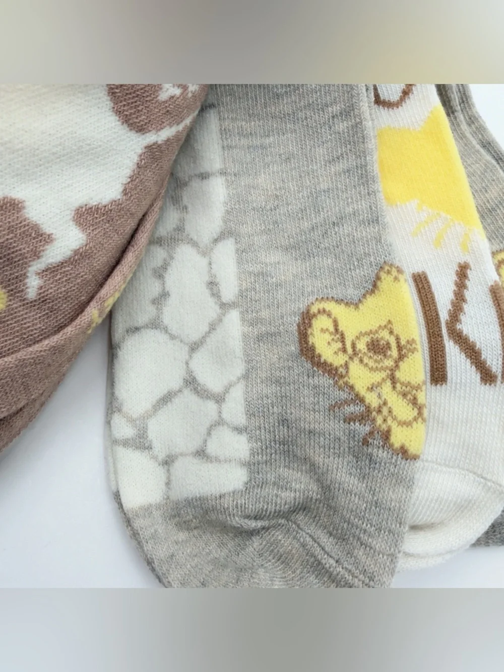 Disney The Lion King Women’s No Show Socks Simba Timon and Pumba Animal Print